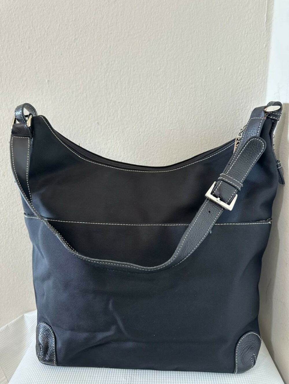 Maxx New York Black Shoulder Bag Modern Hobo Mom Purse Paisley Leather Luxury